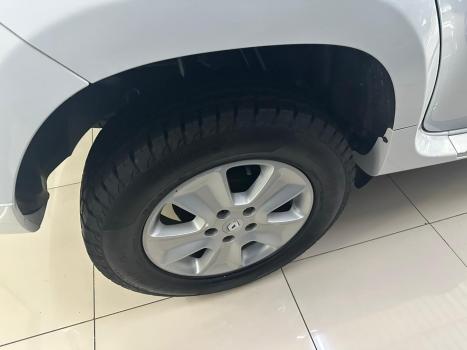 RENAULT Duster 2.0 16V 4P FLEX DYNAMIQUE, Foto 3 RENAULT Duster 2.0 16V 4P FLEX DYNAMIQUE, Foto 3