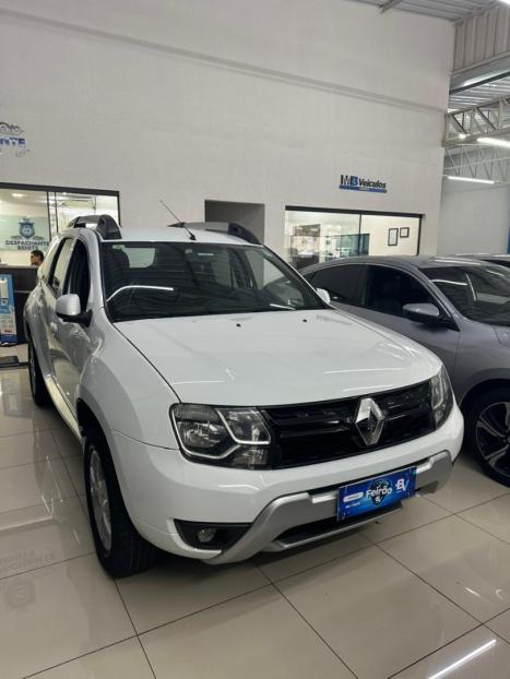 RENAULT Duster 2.0 16V 4P FLEX DYNAMIQUE, Foto 4 RENAULT Duster 2.0 16V 4P FLEX DYNAMIQUE, Foto 4