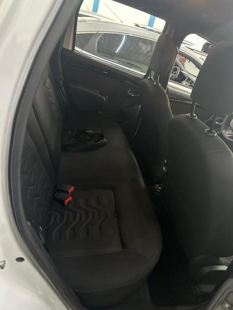 RENAULT Duster 2.0 16V 4P FLEX DYNAMIQUE, Foto 9 RENAULT Duster 2.0 16V 4P FLEX DYNAMIQUE, Foto 9