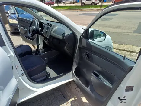 RENAULT Kwid 1.0 12V 4P SCE FLEX ZEN, Foto 6