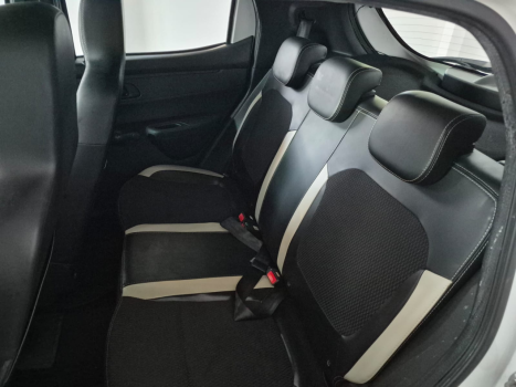 RENAULT Kwid 1.0 12V 4P SCE FLEX INTENSE, Foto 10