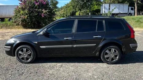 RENAULT Megane Grand Tour 2.0 16V 4P DYNAMIQUE AUTOM�TICO, Foto 6