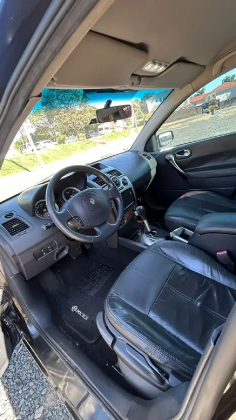 RENAULT Megane Grand Tour 2.0 16V 4P DYNAMIQUE AUTOM�TICO, Foto 9