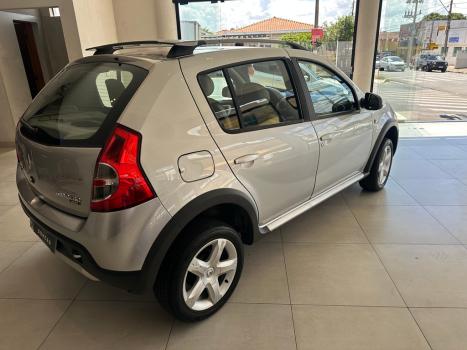 RENAULT Sandero 1.6 16V 4P FLEX SCE STEPWAY, Foto 2