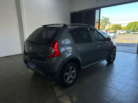 RENAULT Sandero 1.6 4P FLEX STEPWAY, Foto 5
