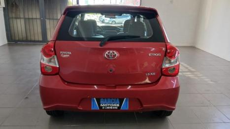 TOYOTA Etios Hatch 1.5 16V 4P FLEX XS AUTOM�TICO, Foto 4