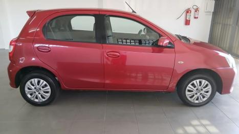 TOYOTA Etios Hatch 1.5 16V 4P FLEX XS AUTOM�TICO, Foto 5