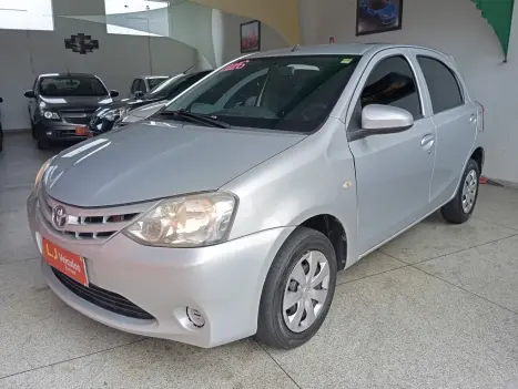 TOYOTA Etios Hatch 1.3 16V 4P FLEX X, Foto 10