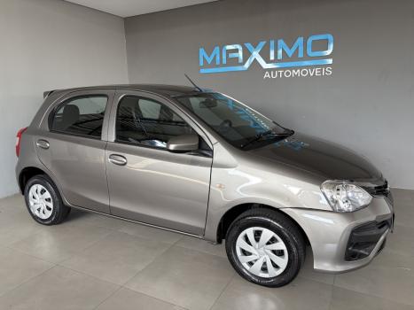 TOYOTA Etios Hatch 1.3 16V 4P FLEX X, Foto 2