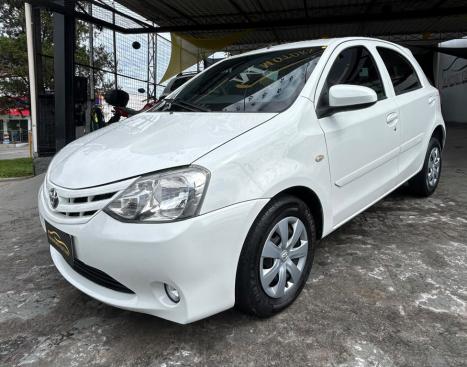 TOYOTA Etios Hatch 1.3 16V 4P FLEX X, Foto 1
