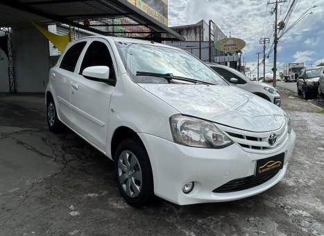 TOYOTA Etios Hatch 1.3 16V 4P FLEX X, Foto 3