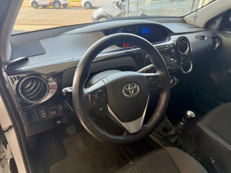 TOYOTA Etios Sedan 1.5 16V 4P FLEX X PLUS, Foto 7