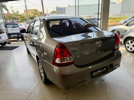 TOYOTA Etios Sedan 1.5 16V 4P FLEX X AUTOMTICO, Foto 6