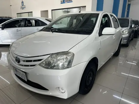 TOYOTA Etios Sedan 1.3 16V 4P FLEX X, Foto 1