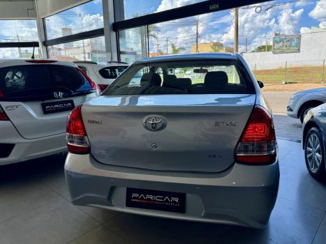 TOYOTA Etios Sedan 1.5 16V 4P FLEX X, Foto 4