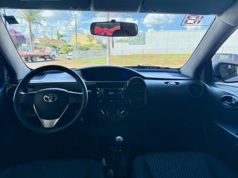 TOYOTA Etios Sedan 1.5 16V 4P FLEX X, Foto 9