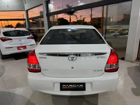 TOYOTA Etios Sedan 1.5 16V 4P FLEX XLS AUTOM�TICO, Foto 4