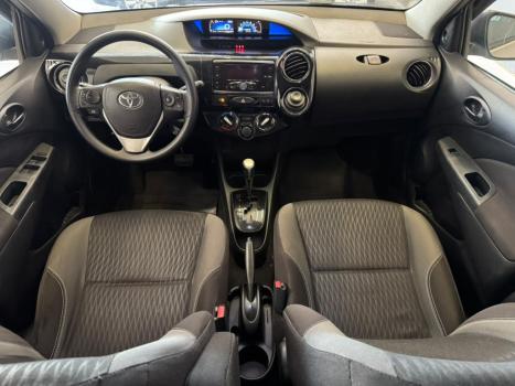 TOYOTA Etios Sedan 1.5 16V 4P FLEX XS AUTOM�TICO, Foto 2