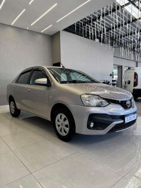 TOYOTA Etios Sedan 1.5 16V 4P FLEX XS AUTOM�TICO, Foto 4