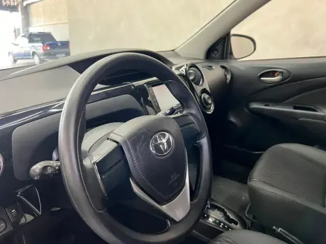 TOYOTA Etios Sedan 1.5 16V 4P FLEX X AUTOM�TICO, Foto 6
