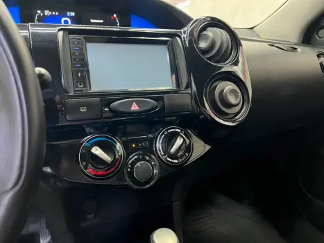 TOYOTA Etios Sedan 1.5 16V 4P FLEX X AUTOM�TICO, Foto 8