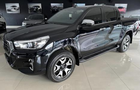 TOYOTA Hilux Caminhonete 2.8 16V 4P SRX DIESEL CABINE DUPLA, Foto 1