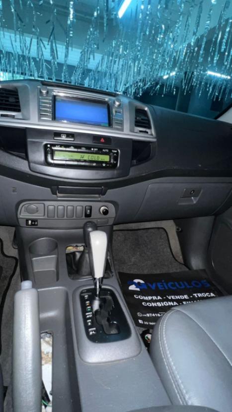TOYOTA Hilux Caminhonete 2.8 16V SRV 4X4 DIESEL CABINE DUPLA AUTOM�TICO, Foto 10