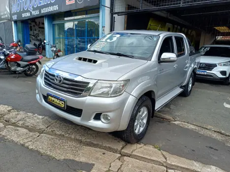 TOYOTA Hilux Caminhonete 3.0 4P SRV DIESEL CABINE DUPLA, Foto 4