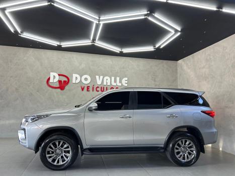 TOYOTA Hilux SW4 2.7 16V 4P FLEX SRV 7 LUGARES AUTOM�TICO, Foto 7