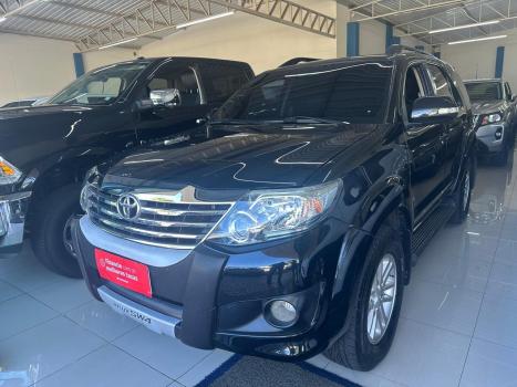 TOYOTA Hilux SW4 2.7 16V 4P SR AUTOM�TICO, Foto 3