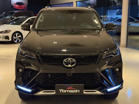 TOYOTA Hilux SW4 2.8 16V 4P SRX PLATINUM 4X4 7 LUGARES TURBO DIESEL AUTOM�TICO, Foto 3