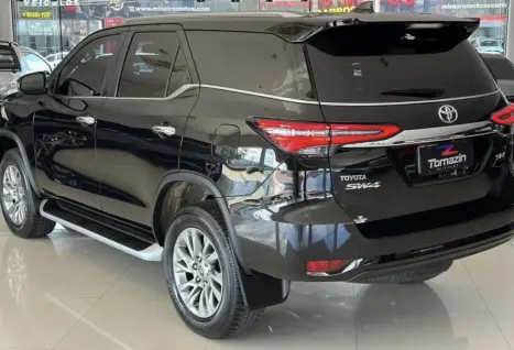 TOYOTA Hilux SW4 2.8 16V 4P SRX 4X4 7 LUGARES TURBO DIESEL AUTOM�TICO, Foto 5