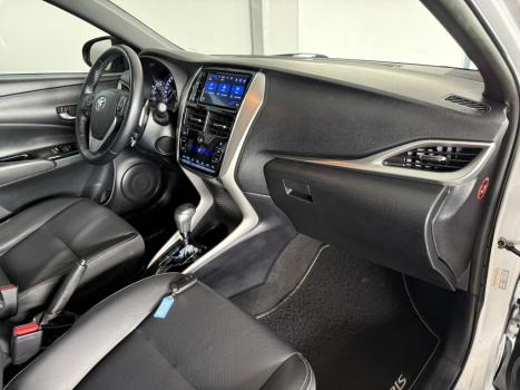 TOYOTA Yaris Hatch 1.5 16V 4P FLEX XLS CONNECT MULTIDRIVE AUTOM�TICO CVT, Foto 10