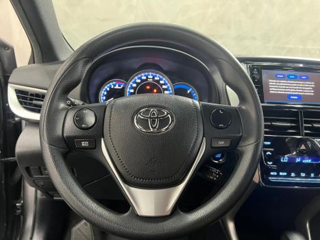 TOYOTA Yaris Hatch 1.5 16V 4P FLEX XLS CONNECT MULTIDRIVE AUTOM�TICO CVT, Foto 5