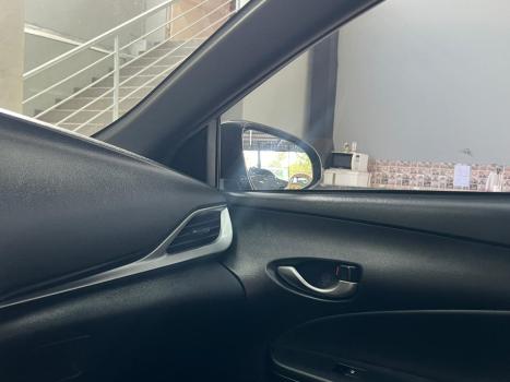 TOYOTA Yaris Hatch 1.5 16V 4P FLEX XLS CONNECT MULTIDRIVE AUTOM�TICO CVT, Foto 7