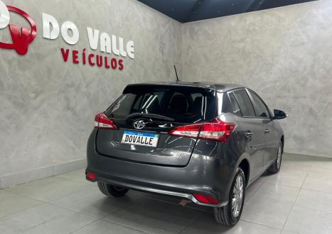 TOYOTA Yaris Hatch 1.5 16V 4P FLEX XLS CONNECT MULTIDRIVE AUTOM�TICO CVT, Foto 8