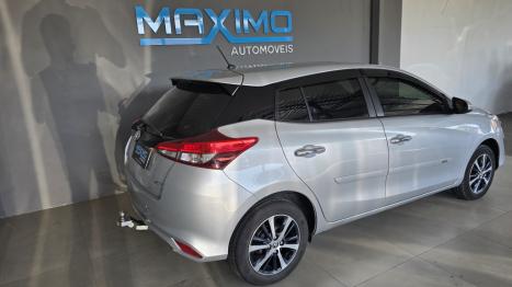 TOYOTA Yaris Hatch 1.5 16V 4P FLEX XLS CONNECT MULTIDRIVE AUTOM�TICO CVT, Foto 4