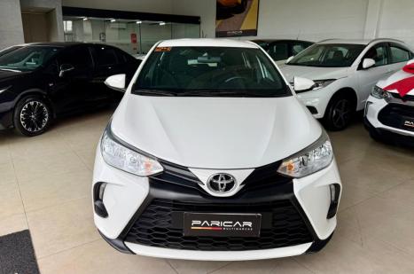 TOYOTA Yaris Hatch 1.5 16V 4P FLEX XL MULTIDRIVE AUTOM�TICO CVT, Foto 2
