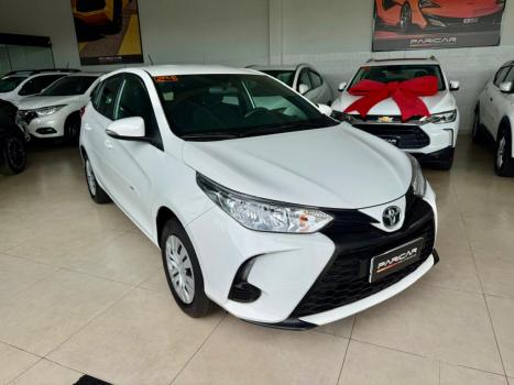 TOYOTA Yaris Hatch 1.5 16V 4P FLEX XL MULTIDRIVE AUTOM�TICO CVT, Foto 3