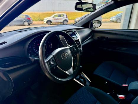 TOYOTA Yaris Hatch 1.3 16V 4P FLEX XL, Foto 7