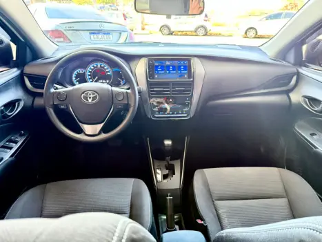 TOYOTA Yaris Sedan 1.5 16V 4P FLEX XL MULTIDRIVE AUTOMTICO CVT, Foto 7
