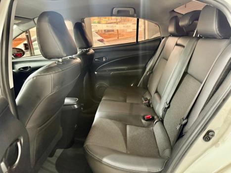 TOYOTA Yaris Sedan 1.5 16V 4P FLEX XS CONNECT MULTIDRIVE AUTOMTICO CVT, Foto 10