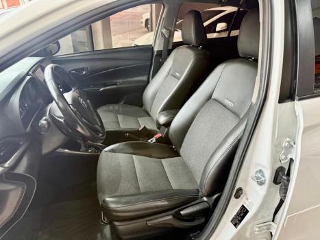 TOYOTA Yaris Sedan 1.5 16V 4P FLEX XS CONNECT MULTIDRIVE AUTOMTICO CVT, Foto 9