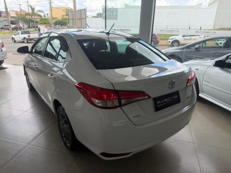TOYOTA Yaris Sedan 1.5 16V 4P FLEX XL MULTIDRIVE AUTOM�TICO CVT, Foto 6