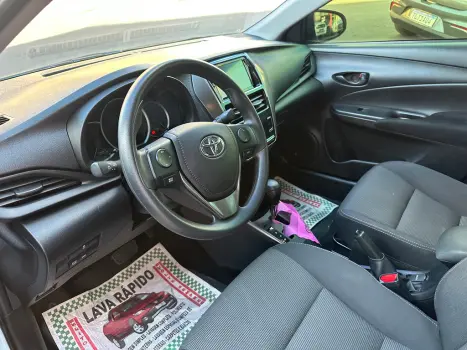 TOYOTA Yaris Sedan 1.5 16V 4P FLEX XL MULTIDRIVE AUTOM�TICO CVT, Foto 6