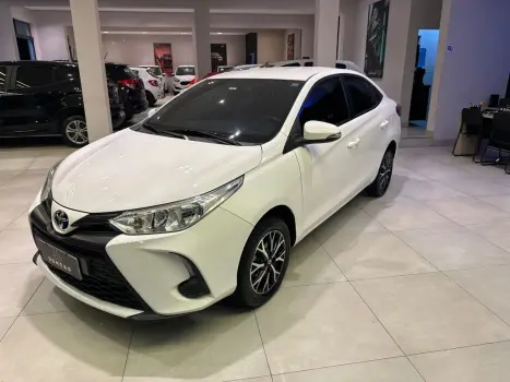 TOYOTA Yaris Sedan 1.5 16V 4P FLEX XL MULTIDRIVE AUTOM�TICO CVT, Foto 8