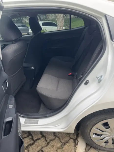 TOYOTA Yaris Sedan 1.5 16V 4P FLEX XL MULTIDRIVE AUTOM�TICO CVT, Foto 5