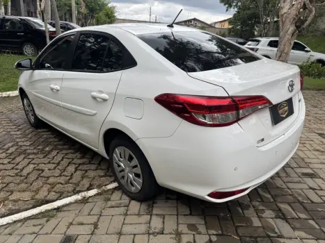 TOYOTA Yaris Sedan 1.5 16V 4P FLEX XL MULTIDRIVE AUTOM�TICO CVT, Foto 7