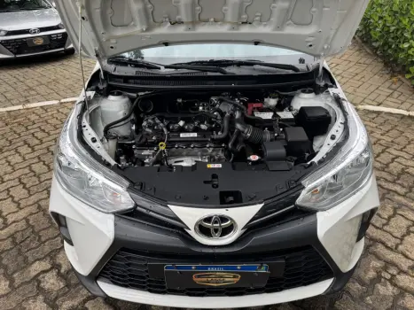 TOYOTA Yaris Sedan 1.5 16V 4P FLEX XL MULTIDRIVE AUTOM�TICO CVT, Foto 11