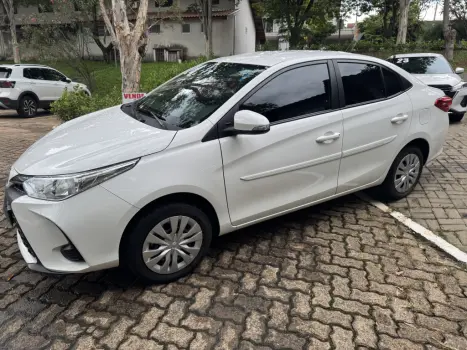 TOYOTA Yaris Sedan 1.5 16V 4P FLEX XL MULTIDRIVE AUTOM�TICO CVT, Foto 19